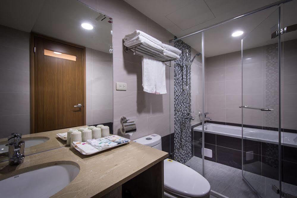 Mei Hotel Taichung Eksteriør bilde